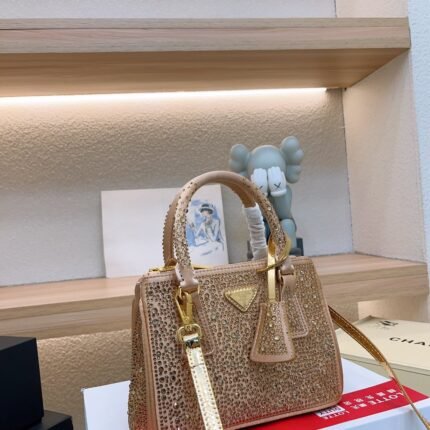 Prada Crystal BlingBling shoulder bag handbag size:  23*16cm